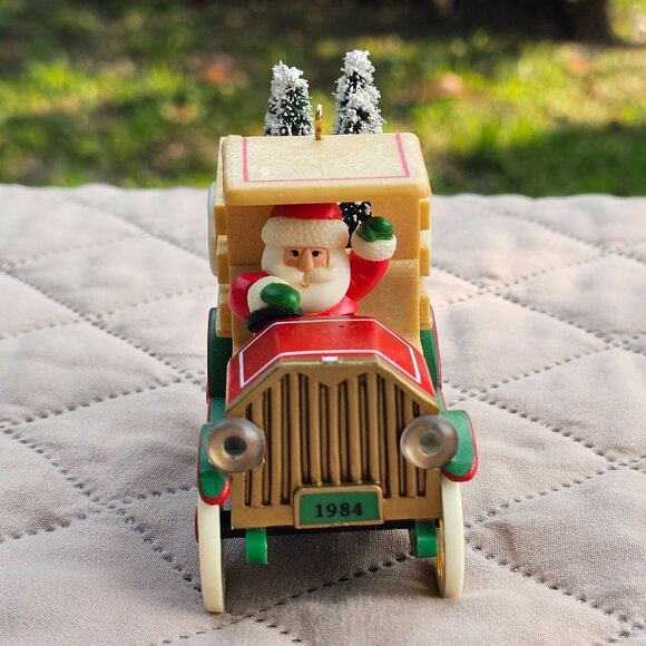 Hallmark 1984 Santa Claus Free Delivery Christmas Ornament Truck With Trees Vint - Picture 4 of 13